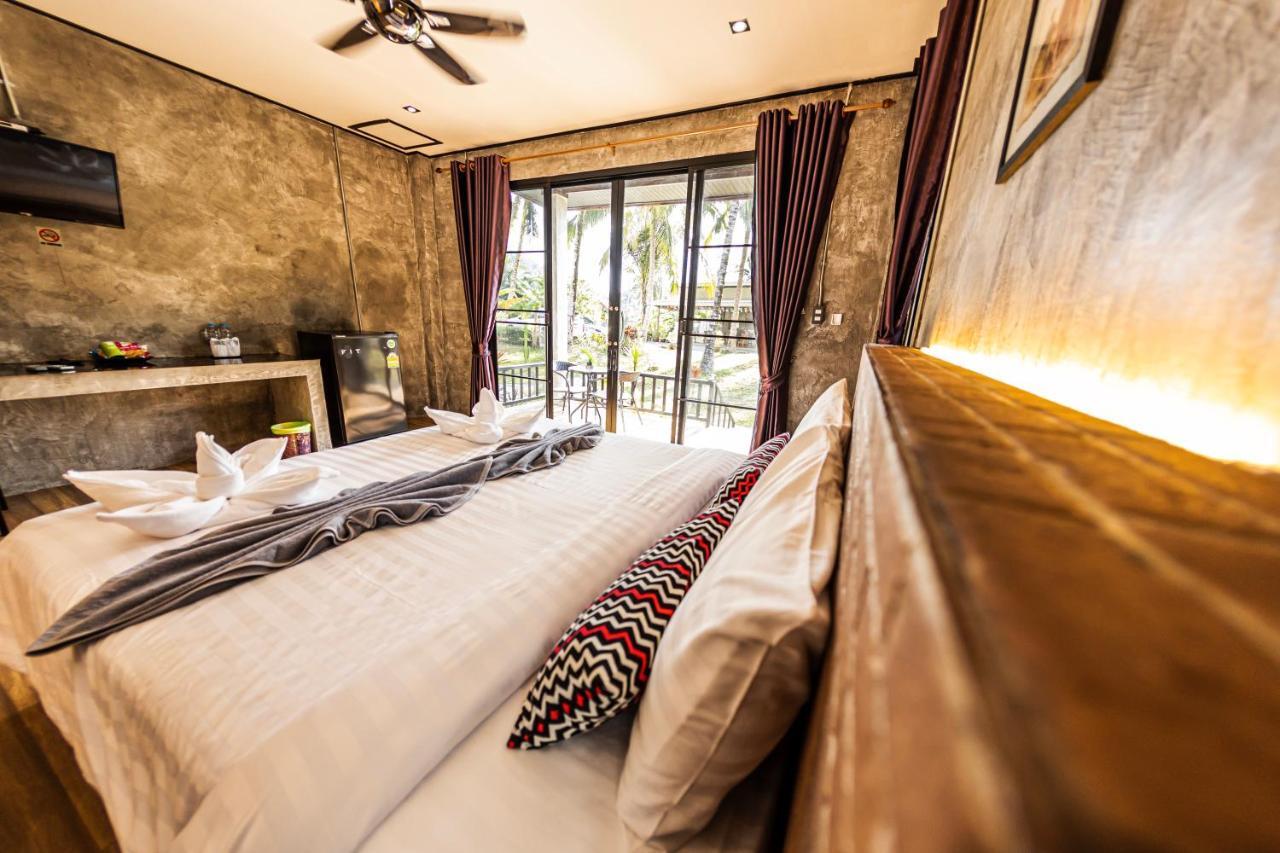 Grandfather Khaolak Resort Као Лак Екстериор снимка